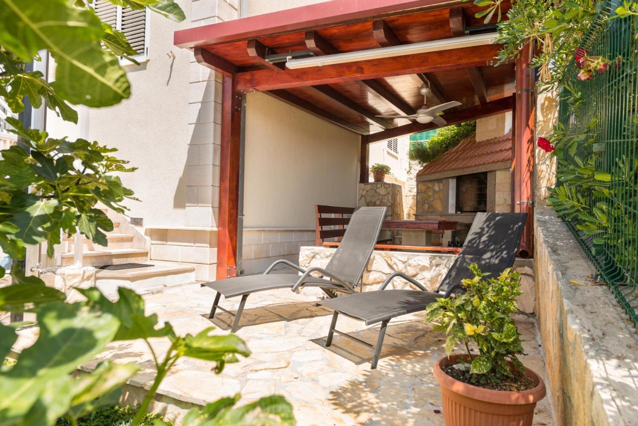 Villa Lille Trogir Exterior photo